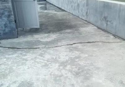 武强楼顶漏水维修公司分享下如何解决卫生间隐蔽部位漏水的问题?